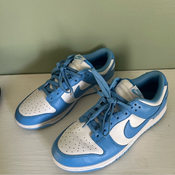 Nike Carolina Sky Blue and White Dunks Shoes - Picture 3 of 5